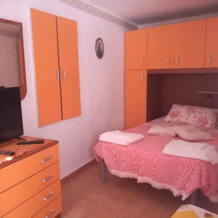 Dom wakacyjny Casa- Giro' - C2a6peu3ow