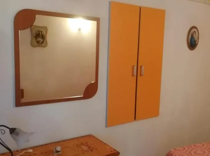 Casa- Giro' - C2a6peu3ow *